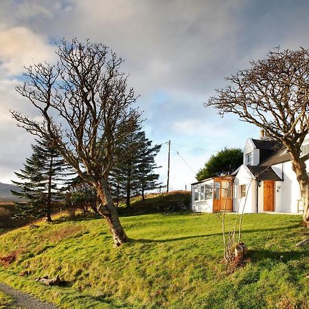 Staffin Bay View Villa Stenscholl Esterno foto