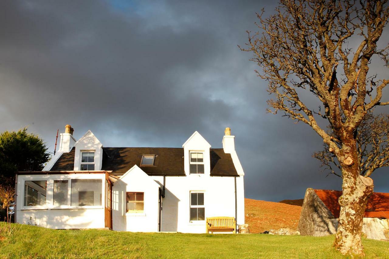 Staffin Bay View Villa Stenscholl Esterno foto